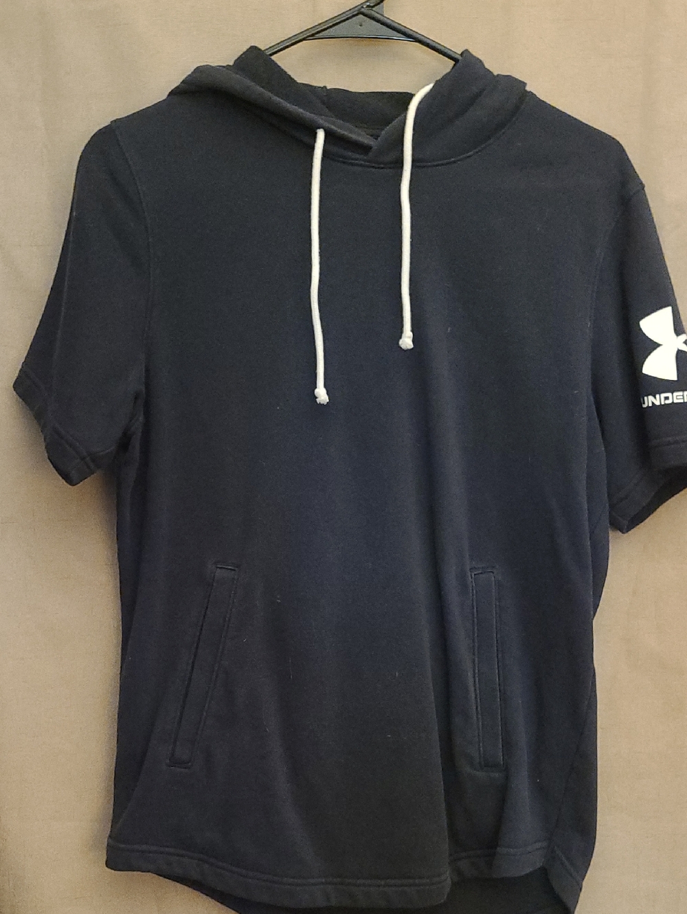 Under Armour Men’s Short-Sleeve Hooded T-Shirt - Black